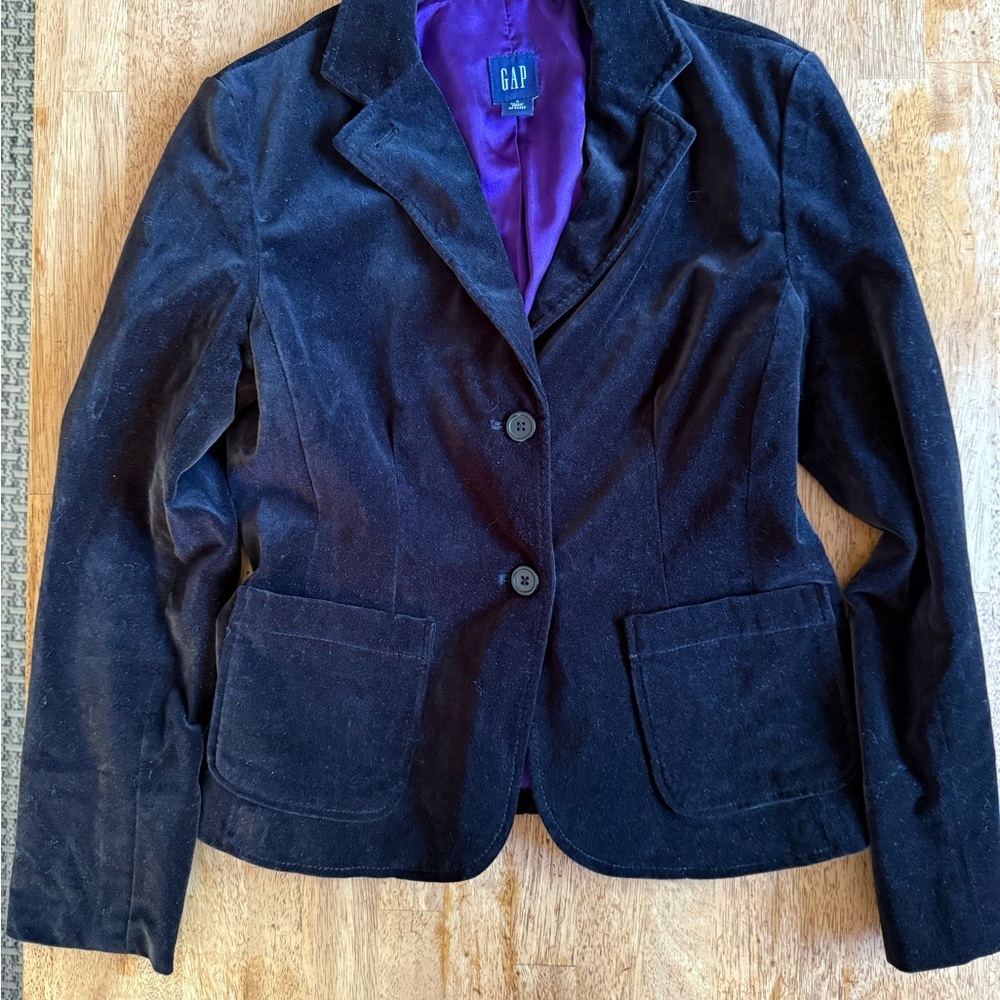 GAP Black Blazer with Purple Lining and Structured Shoulders